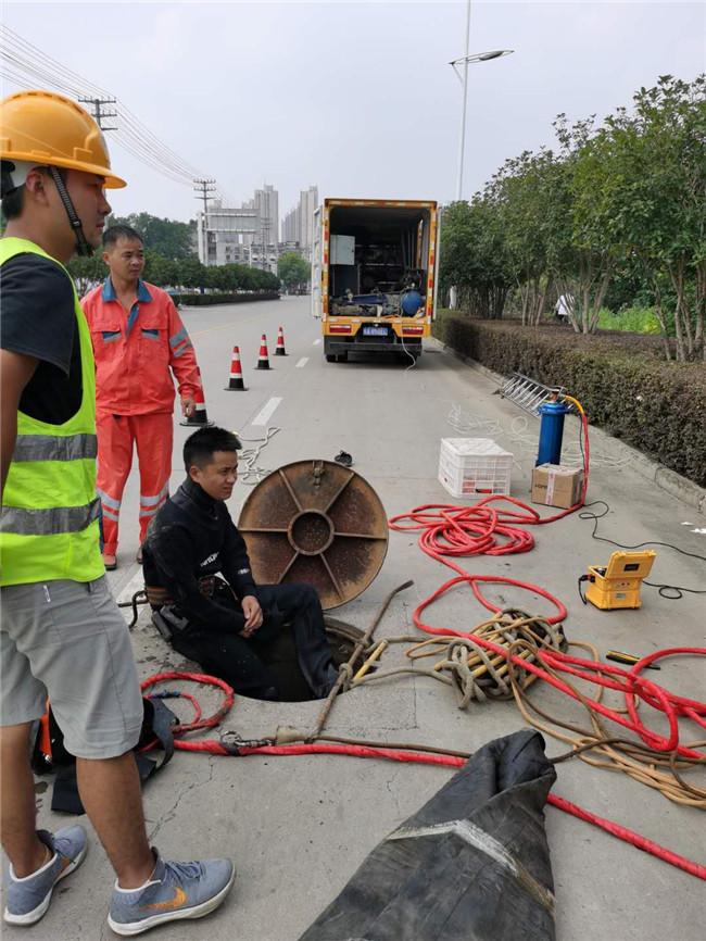 沙河口翻衬法管道修复技术主要工序